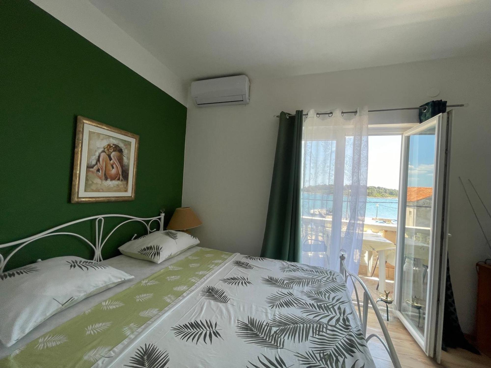 Apartments Esperanza Pašman Εξωτερικό φωτογραφία