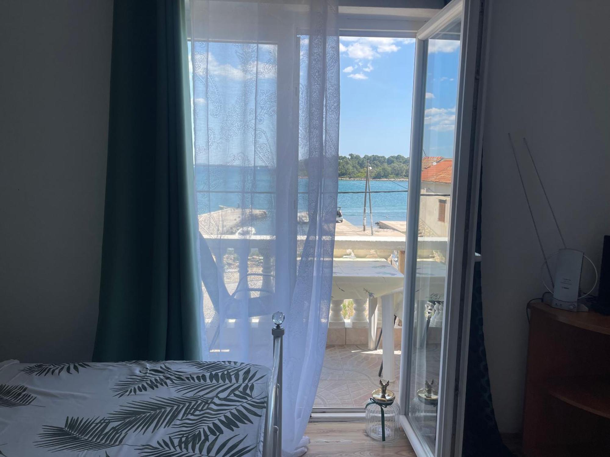 Apartments Esperanza Pašman Εξωτερικό φωτογραφία